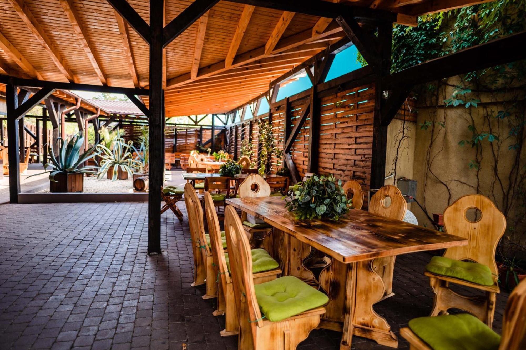 Green Garden Resort Odobesti Exteriér fotografie