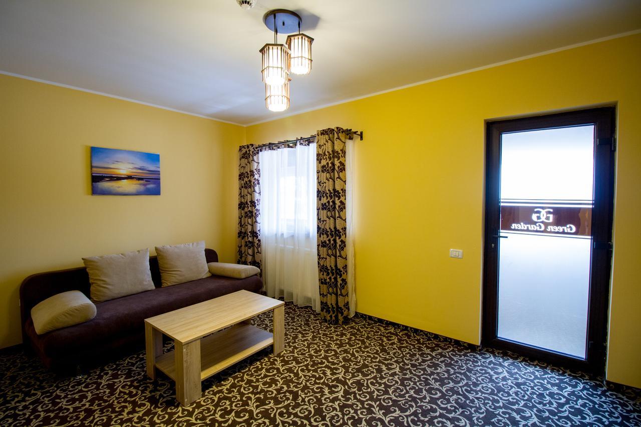 Green Garden Resort Odobesti Pokoj fotografie